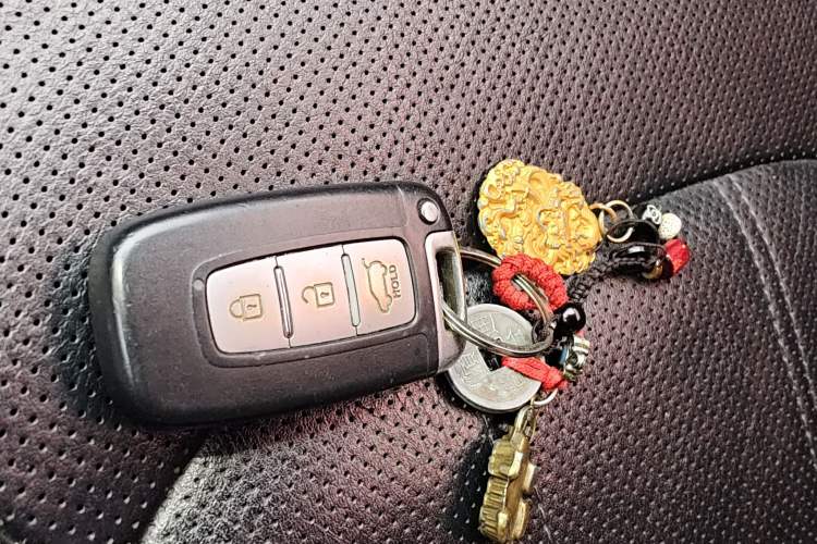 Used Hyundai ix35 2012 2.0L Automatic Two-Wheel Drive Elite Edition GLS Vehicle Key