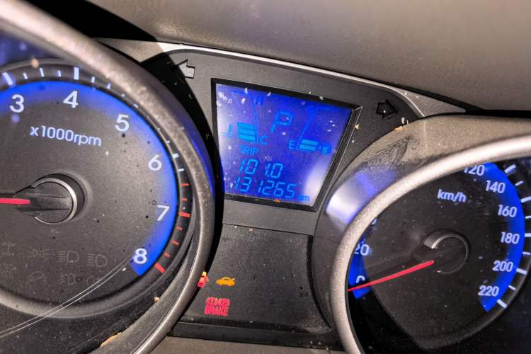 Used Hyundai ix35 2012 2.0L Automatic Two-Wheel Drive Elite Edition GLS Odometer Close Up