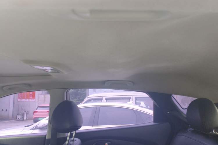 Used Hyundai ix35 2012 2.0L Automatic Two-Wheel Drive Elite Edition GLS Headliner
