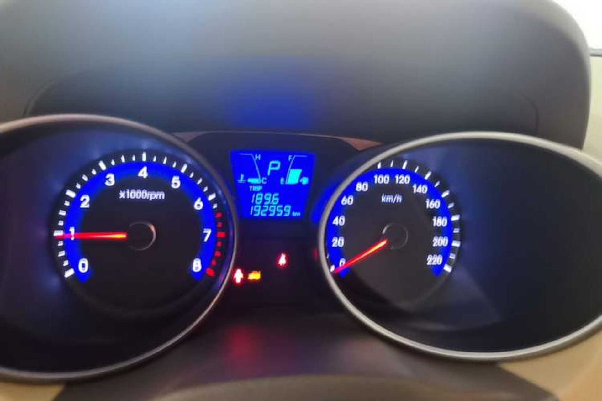 Used Hyundai ix35 2012 2.0L Automatic Two-Wheel Drive Elite Edition GLS Instrument Cluster