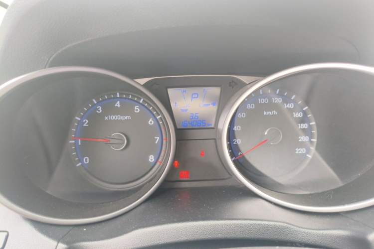 Used Hyundai ix35 2012 2.0L Automatic Two-Wheel Drive Elite Edition GLS Odometer Close Up