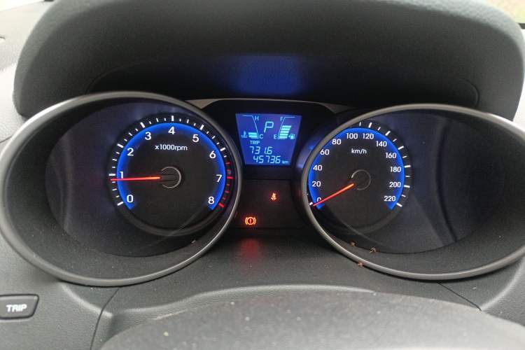 Used Hyundai ix35 2012 2.0L Automatic Two-Wheel Drive Elite Edition GLS Odometer Close Up