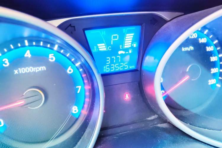 Used Hyundai ix35 2012 2.0L Automatic Two-Wheel Drive Elite Edition GLS Odometer Close Up