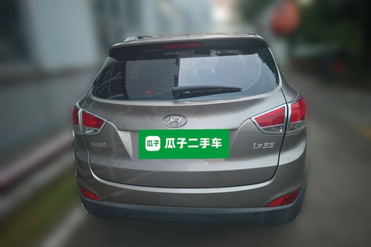 Used Hyundai ix35 2012 2.0L Manual Two-Wheel Drive New Edition GL Rear