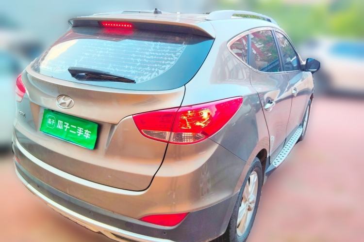 Used Hyundai ix35 2012 2.0L Automatic Two-Wheel Drive Elite Edition GLS Rear Right 45 Deg