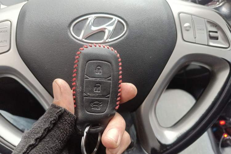 Used Hyundai ix35 2012 2.0L Automatic Two-Wheel Drive Elite Edition GLS Vehicle Key