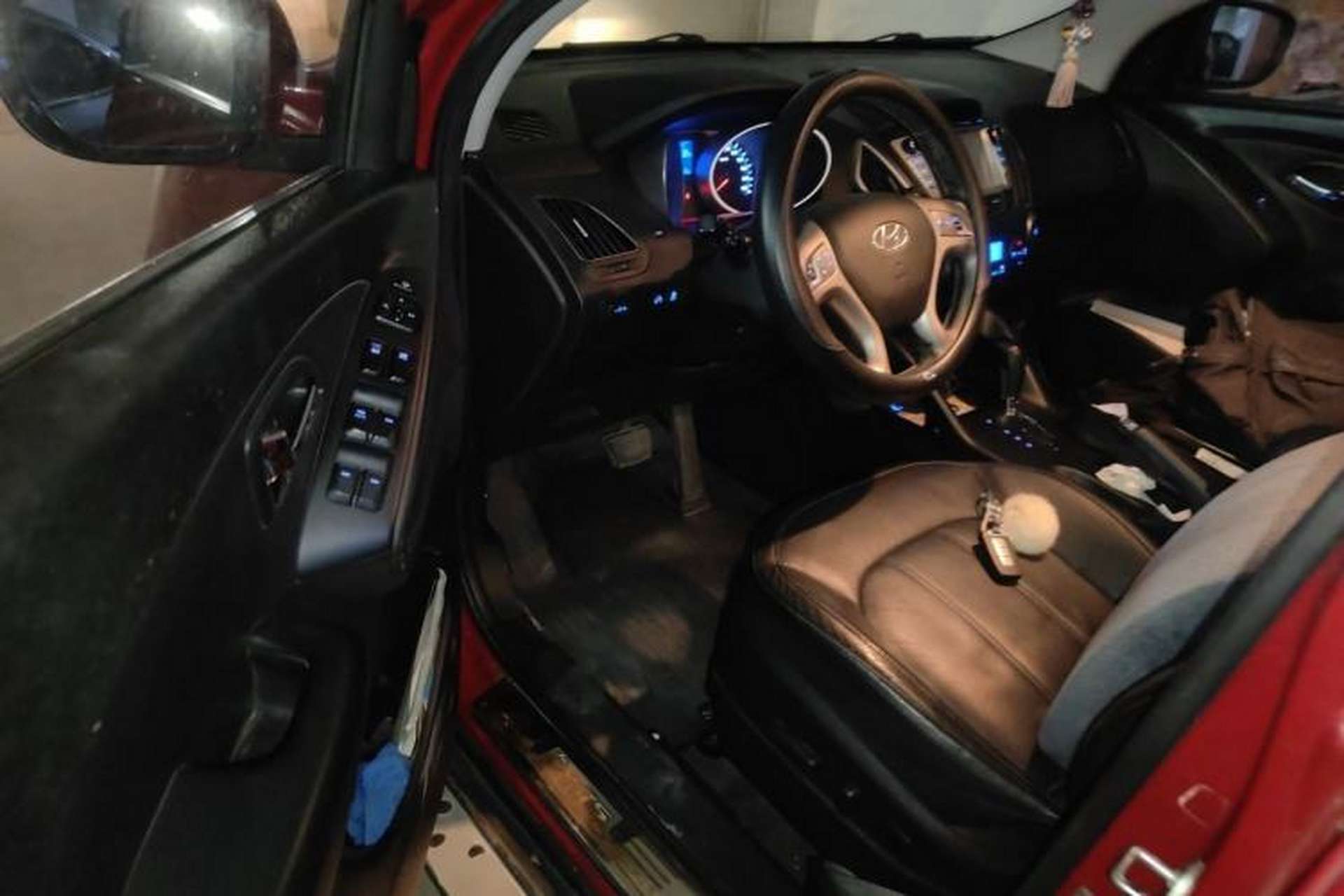 Used Hyundai ix35 2012 2.0L Automatic Two-Wheel Drive Elite Edition GLS Driver Seat