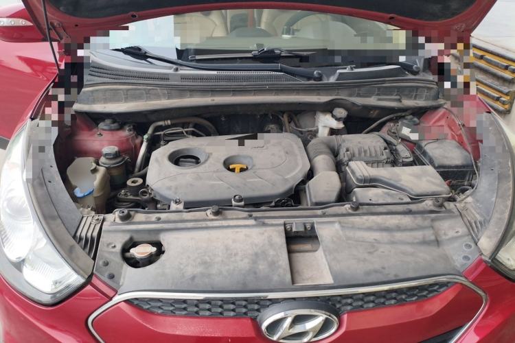 Used Hyundai ix35 2012 2.0L Automatic Two-Wheel Drive Elite Edition GLS Engine Bay