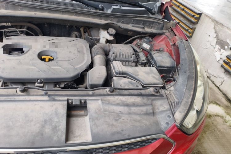 Used Hyundai ix35 2012 2.0L Automatic Two-Wheel Drive Elite Edition GLS Engine Bay Left