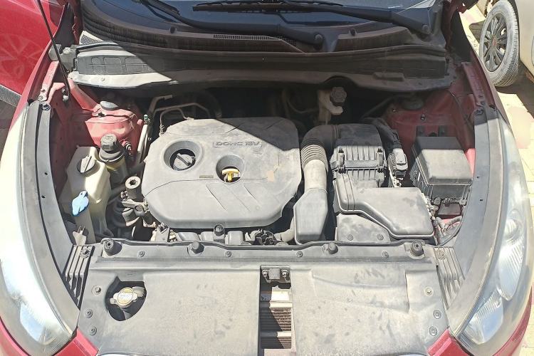 Used Hyundai ix35 2012 2.0L Automatic Two-Wheel Drive New Edition GL Engine Bay