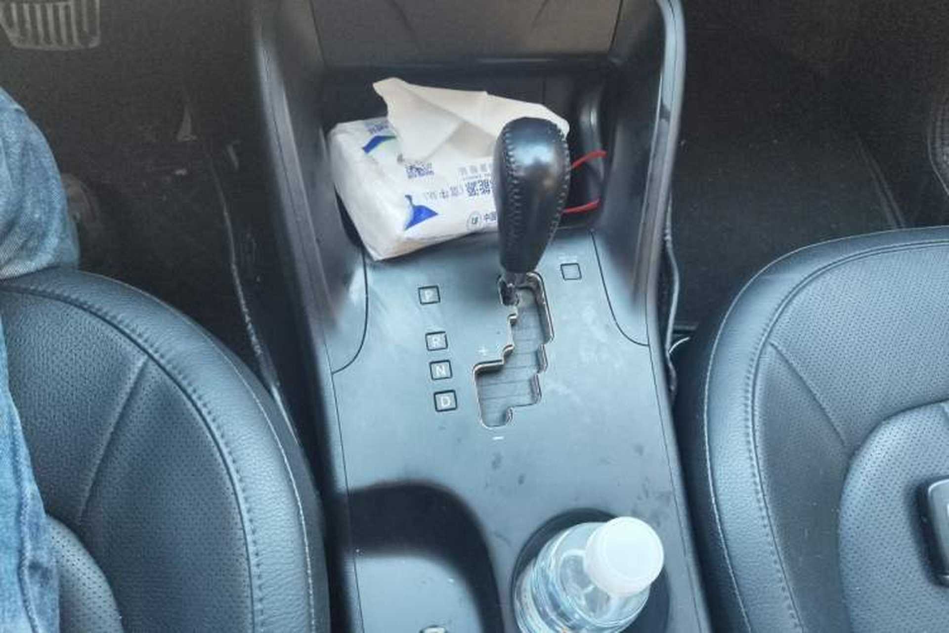 Used Hyundai ix35 2012 2.0L Automatic Two-Wheel Drive Elite Edition GLS Gear Lever
