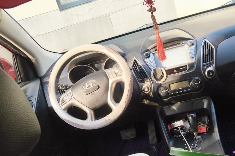 Used Hyundai ix35 2012 2.0L Automatic Two-Wheel Drive Elite Edition GLS Steering Wheel