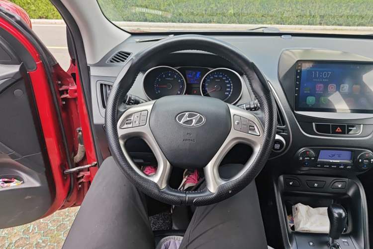Used Hyundai ix35 2012 2.0L Automatic Two-Wheel Drive Elite Edition GLS Steering Wheel