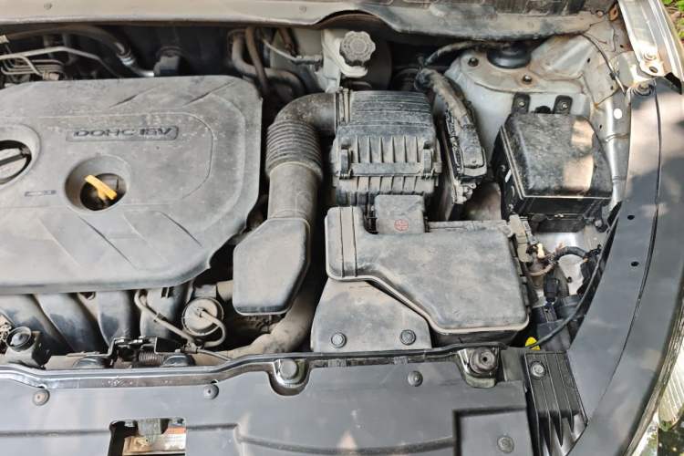 Used Hyundai ix35 2012 2.0L Automatic Two-Wheel Drive Elite Edition GLS Engine Bay Left