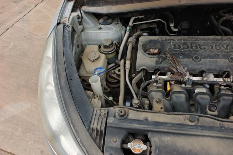 Used Hyundai ix35 2012 2.0L Automatic Two-Wheel Drive Elite Edition GLS Engine Bay Right