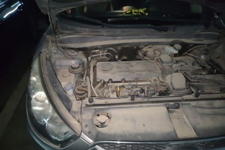 Used Hyundai ix35 2012 2.4L Automatic Two-Wheel Drive Prestige Edition GLS Engine Bay Right