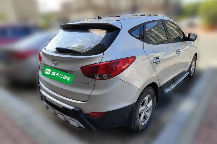 Used Hyundai ix35 2012 2.0L Automatic Two-Wheel Drive New Edition GL Exterior 5