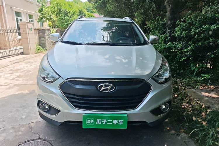 Used Hyundai ix35 2012 2.0L Automatic Two-Wheel Drive Elite Edition GLS Front