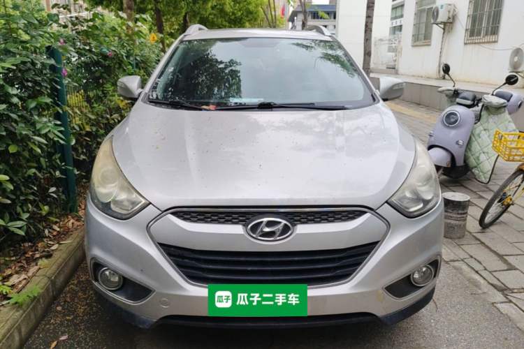 Used Hyundai ix35 2012 2.0L Automatic Two-Wheel Drive Elite Edition GLS Front