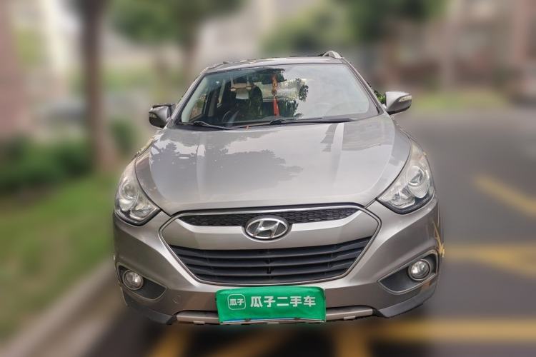 Used Hyundai ix35 2012 2.0L Automatic Two-Wheel Drive Elite Edition GLS Front