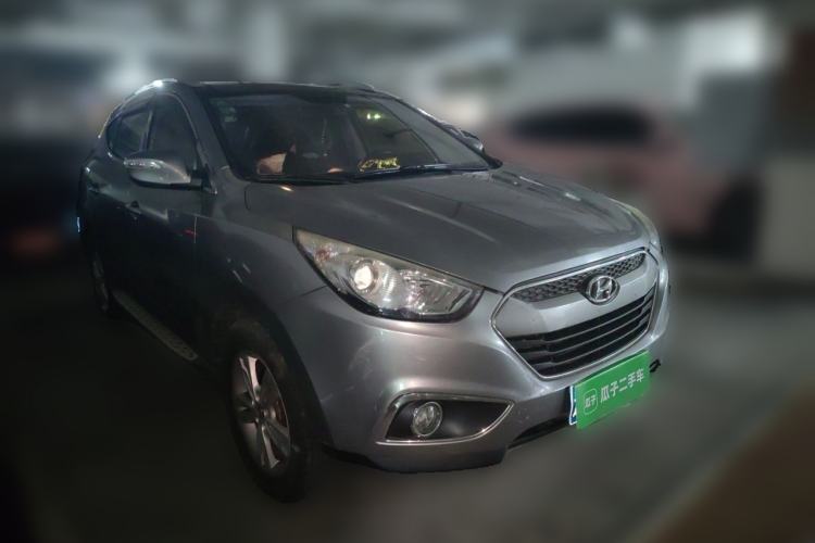 Used Hyundai ix35 2012 2.4L Automatic Two-Wheel Drive Prestige Edition GLS Front Right 45 Deg