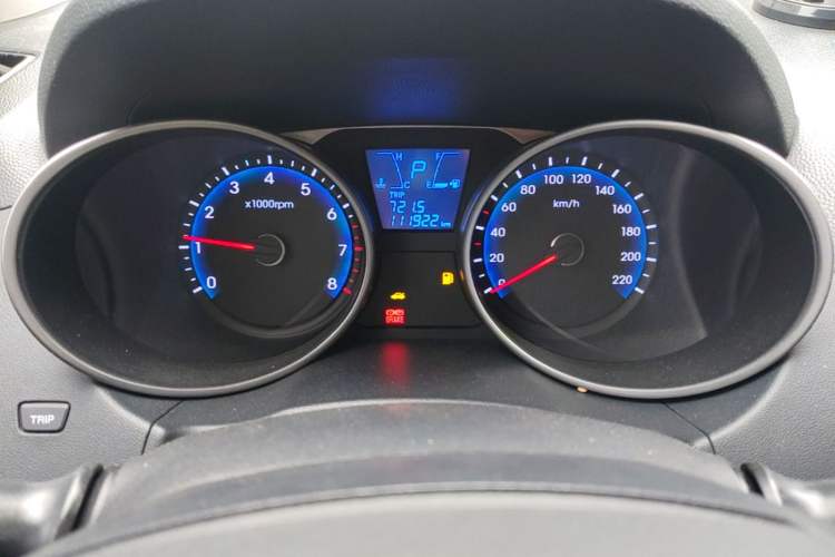 Used Hyundai ix35 2012 2.0L Automatic Two-Wheel Drive Elite Edition GLS Instrument Cluster