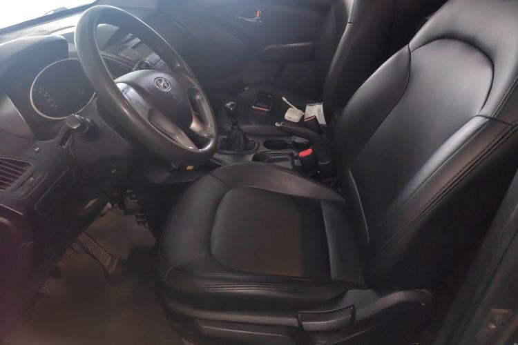 Used Hyundai ix35 2012 2.0L Manual Two-Wheel Drive New Edition GL Left Front Seat
