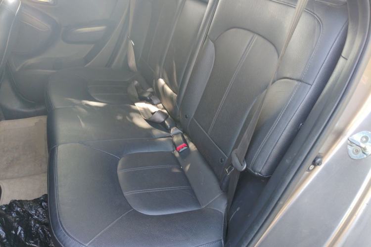 Used Hyundai ix35 2012 2.0L Automatic Two-Wheel Drive Elite Edition GLS Left Rear Seat