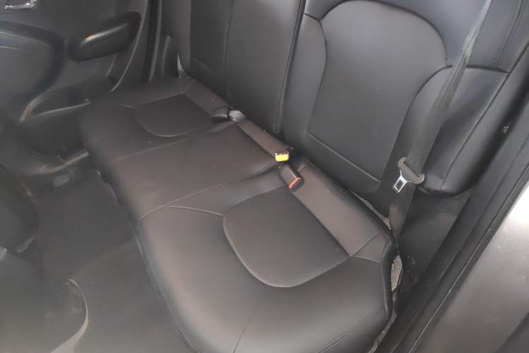 Used Hyundai ix35 2012 2.0L Manual Two-Wheel Drive New Edition GL Left Rear Seat