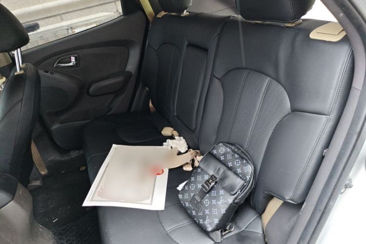 Used Hyundai ix35 2012 2.0L Automatic Two-Wheel Drive Elite Edition GLS Left Rear Seat