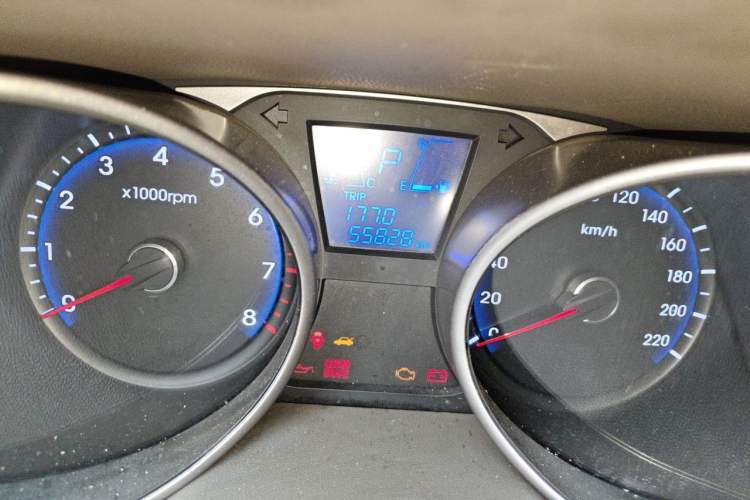 Used Hyundai ix35 2012 2.0L Automatic Two-Wheel Drive Elite Edition GLS Odometer Close Up