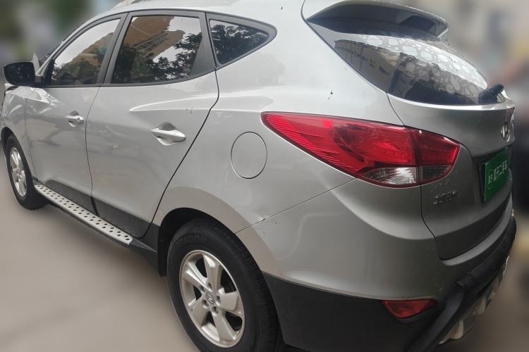 Used Hyundai ix35 2012 2.0L Automatic Two-Wheel Drive New Edition GL Rear Left 45 Deg