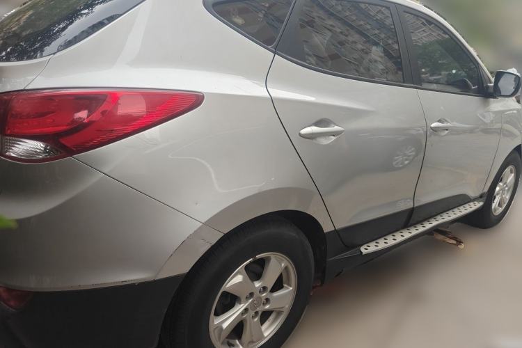 Used Hyundai ix35 2012 2.0L Automatic Two-Wheel Drive New Edition GL Rear Right 45 Deg