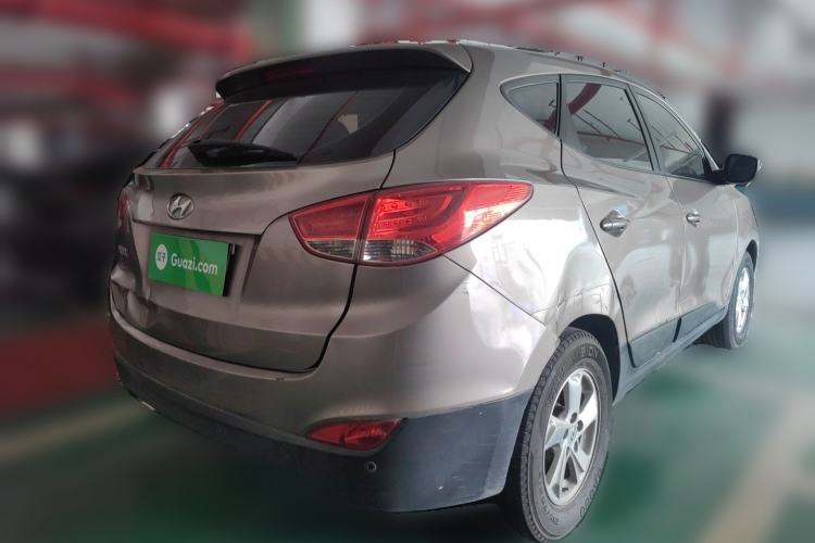 Used Hyundai ix35 2012 2.0L Manual Two-Wheel Drive New Edition GL Rear Right 45 Deg