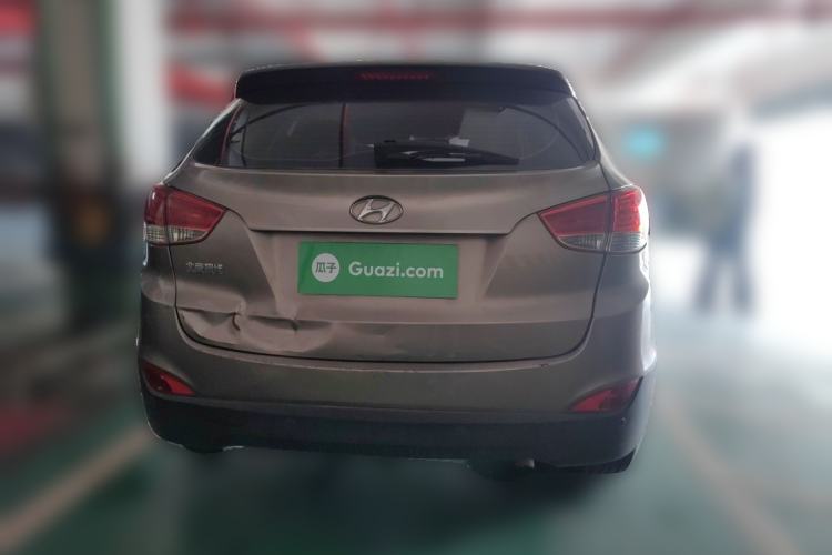 Used Hyundai ix35 2012 2.0L Manual Two-Wheel Drive New Edition GL Rear