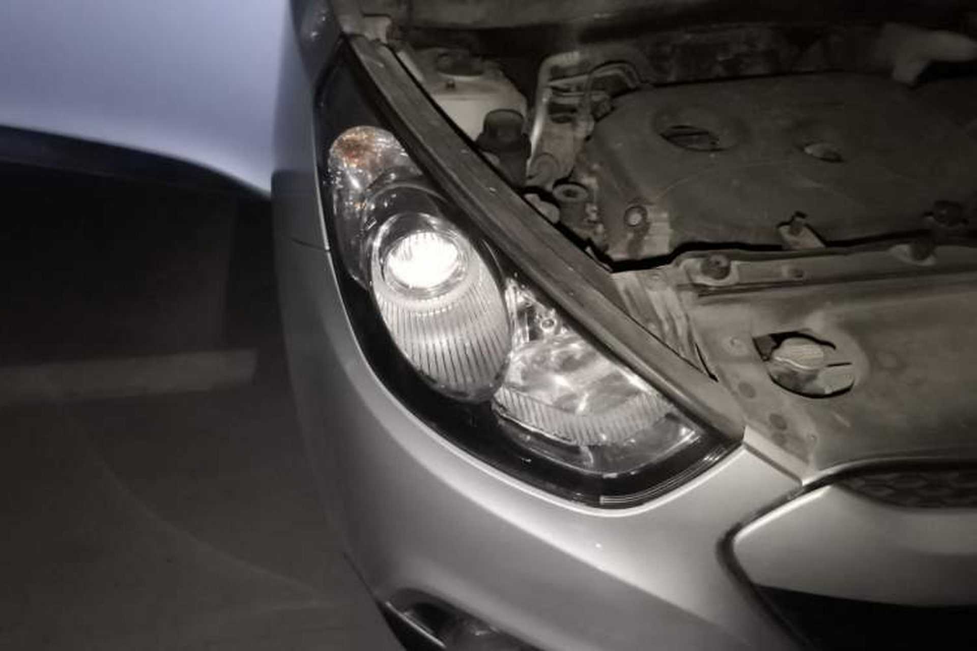 Used Hyundai ix35 2012 2.0L Automatic Two-Wheel Drive Elite Edition GLS Right Front Headlight