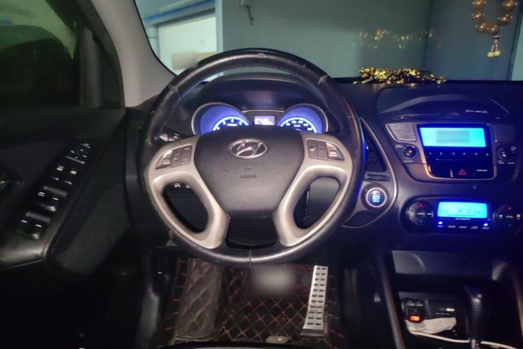 Used Hyundai ix35 2012 2.4L Automatic Two-Wheel Drive Prestige Edition GLS Steering Wheel