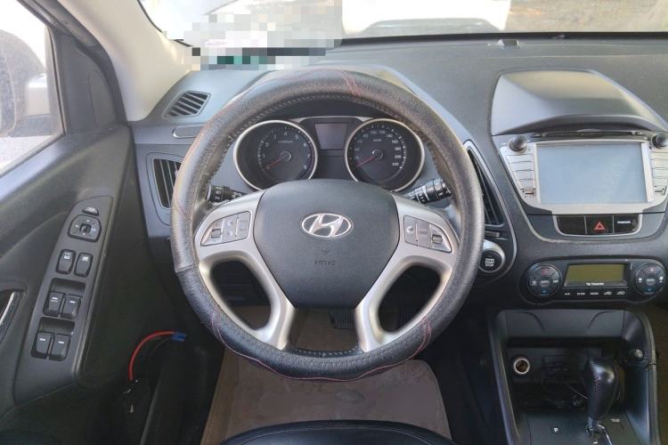 Used Hyundai ix35 2012 2.0L Automatic Two-Wheel Drive Elite Edition GLS Steering Wheel