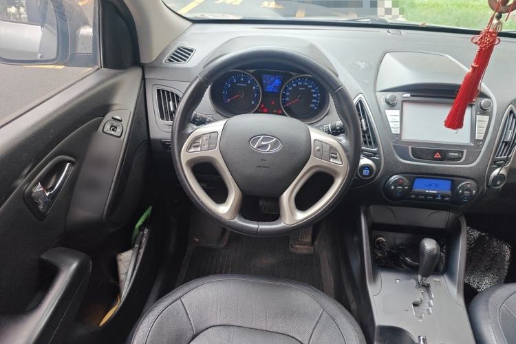 Used Hyundai ix35 2012 2.0L Automatic Two-Wheel Drive Elite Edition GLS Steering Wheel