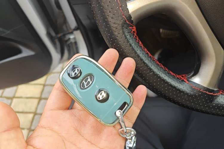 Used Hyundai ix35 2012 2.0L Automatic 4x4 Prestige Edition GLS Vehicle Key