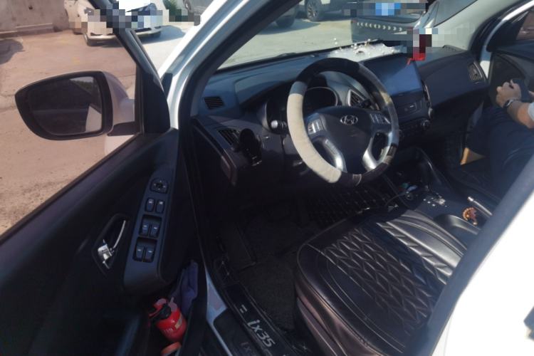 Used Hyundai ix35 2012 2.0L Automatic Two-Wheel Drive New Edition GL Driver Seat