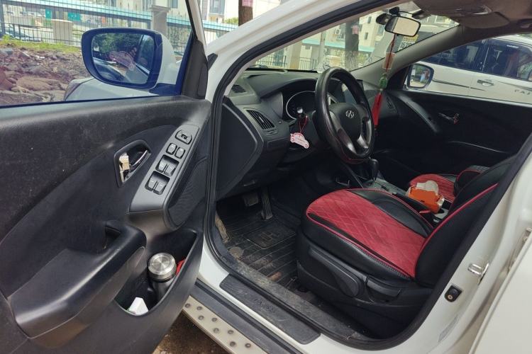 Used Hyundai ix35 2012 2.0L Automatic Two-Wheel Drive New Edition GL Driver Seat
