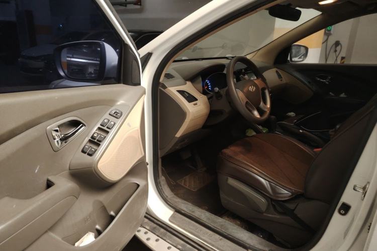 Used Hyundai ix35 2012 2.0L Automatic Two-Wheel Drive New Edition GL Driver Seat