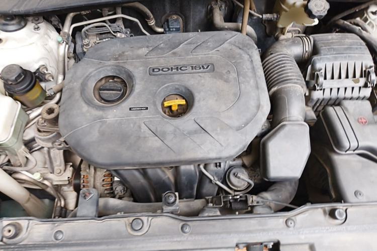 Used Hyundai ix35 2012 2.0L Automatic Two-Wheel Drive Elite Edition GLS Engine Bay