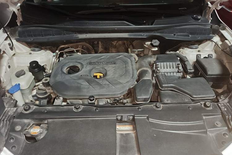 Used Hyundai ix35 2012 2.0L Automatic Two-Wheel Drive Elite Edition GLS Engine Bay
