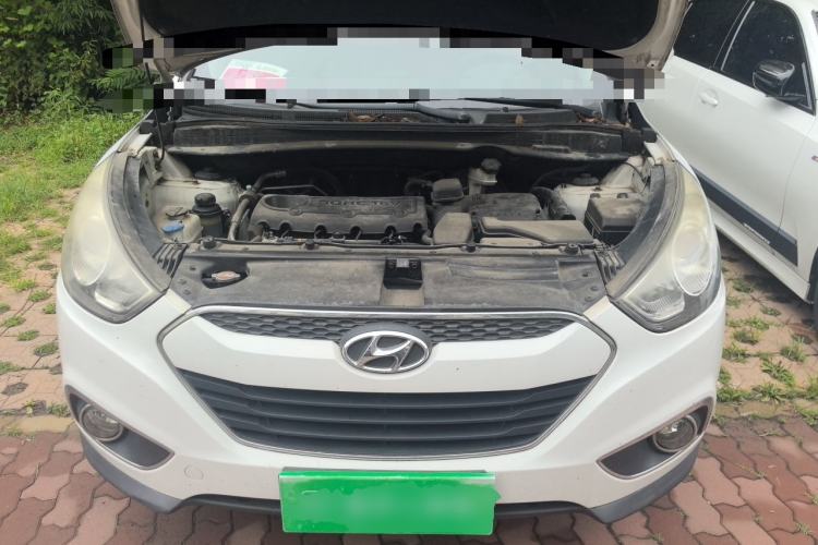 Used Hyundai ix35 2012 2.4L Automatic Two-Wheel Drive Prestige Edition GLS Engine Bay