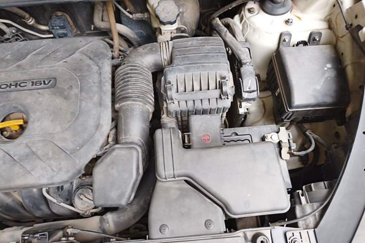 Used Hyundai ix35 2012 2.0L Automatic Two-Wheel Drive Elite Edition GLS Engine Bay Left