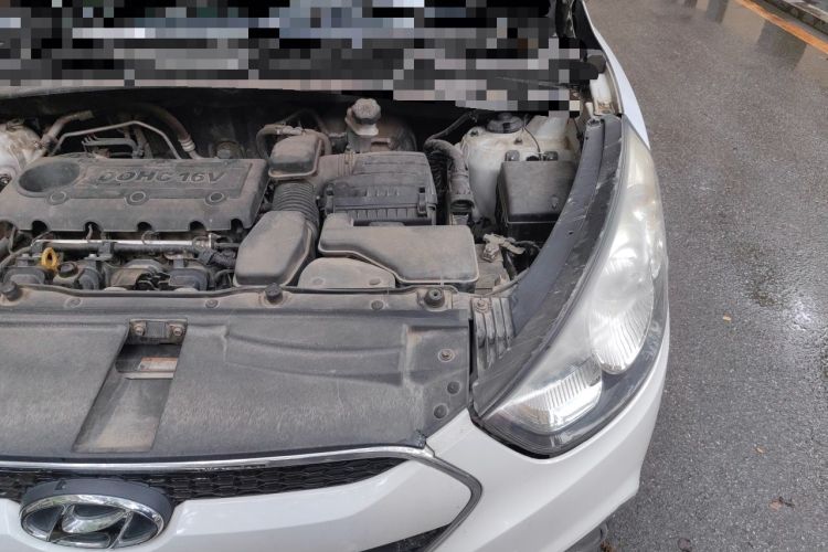 Used Hyundai ix35 2012 2.4L Automatic 4x4 Navigation Edition GLS Engine Bay Left
