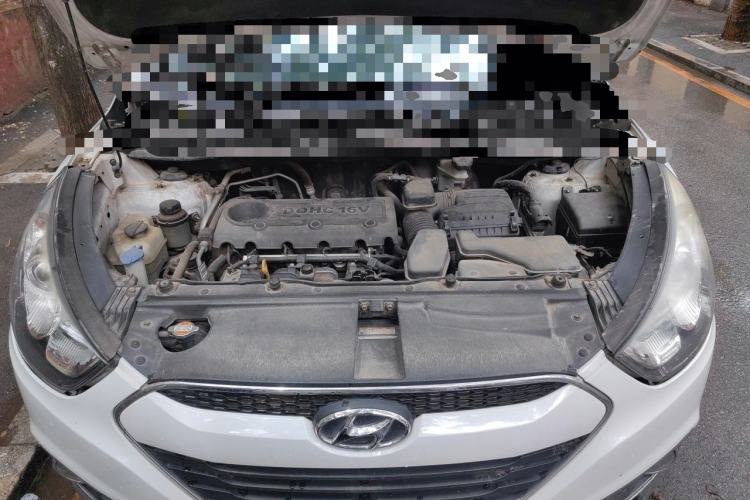 Used Hyundai ix35 2012 2.4L Automatic 4x4 Navigation Edition GLS Engine Bay