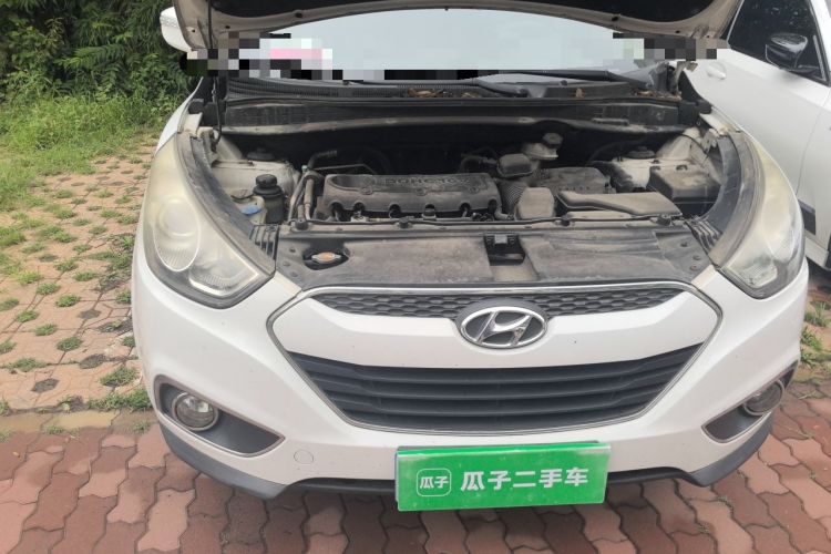 Used Hyundai ix35 2012 2.4L Automatic Two-Wheel Drive Prestige Edition GLS Engine Bay Right